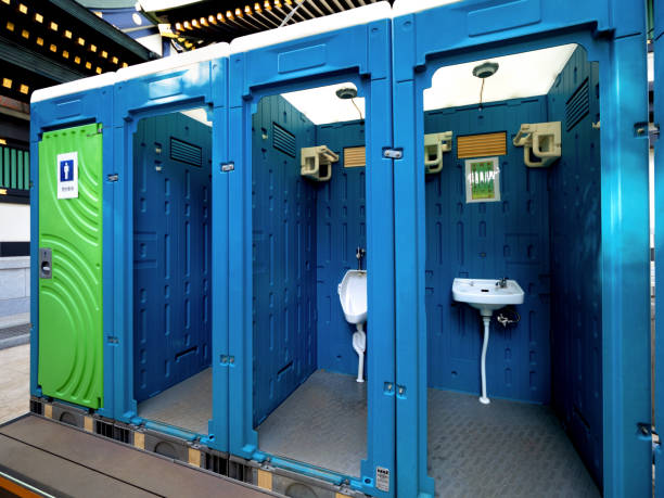 Best Emergency porta potty rental  in Waterflow, NM